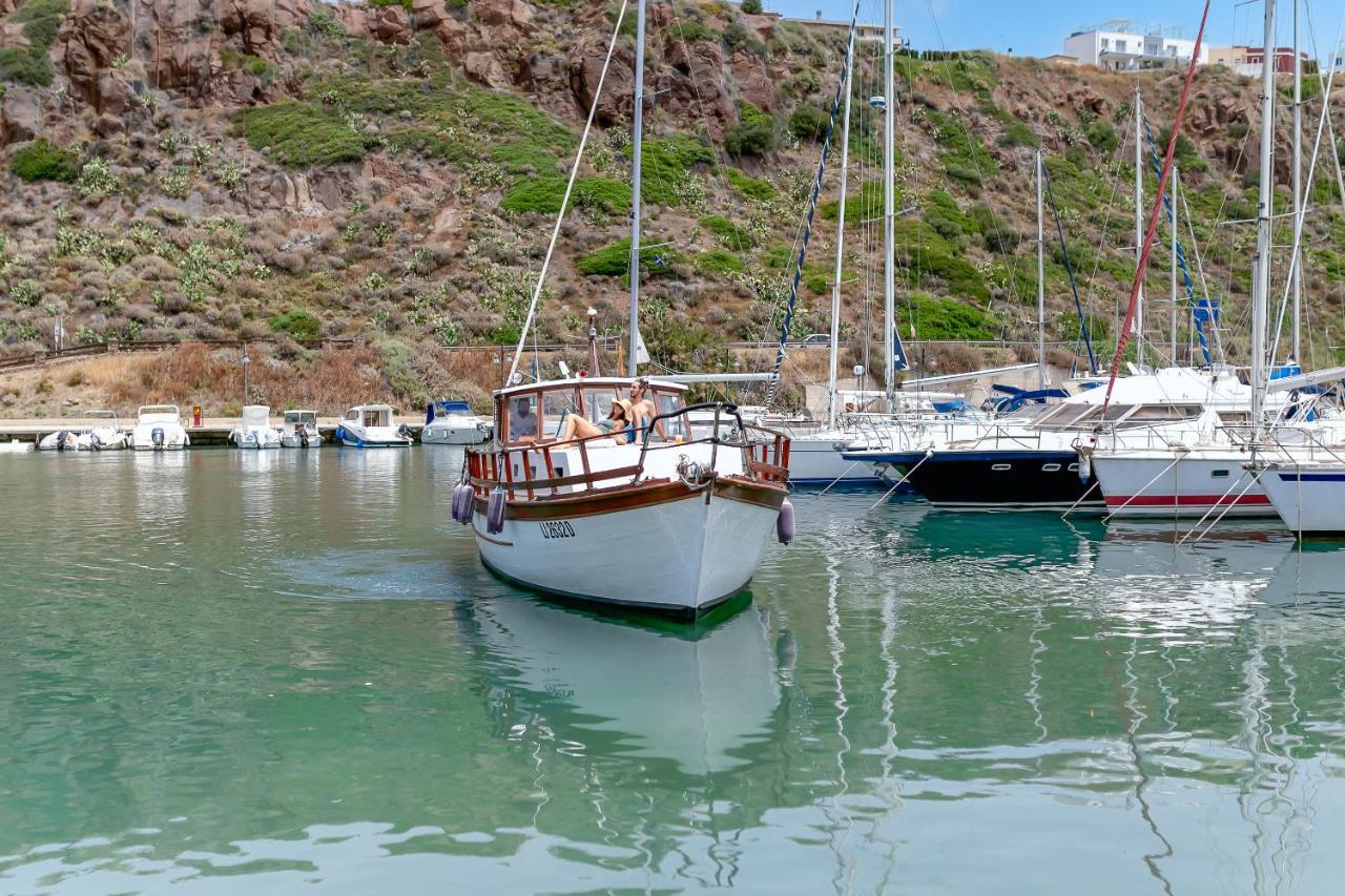 Marta Boat B&B Кастельсардо Экстерьер фото